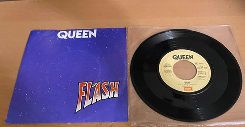 Queen flash football - /,