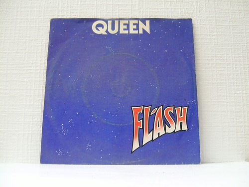 Queen flash football fight - queen,