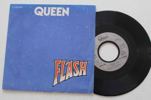 Queen flash football - flash, fight