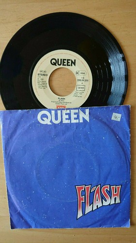 Queen flash football fight - -,